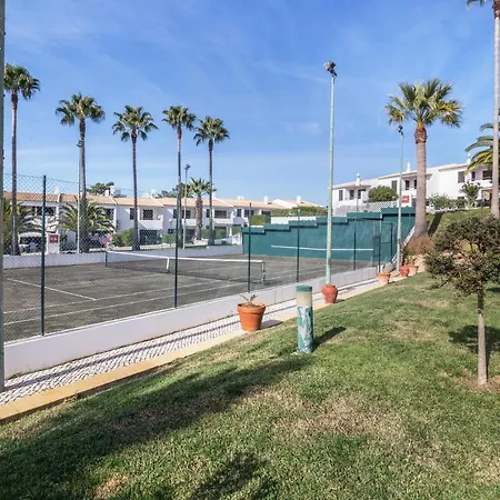 Apartamento Alba شقة *