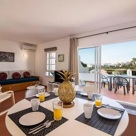 Апартаменты Apartamento Alba *